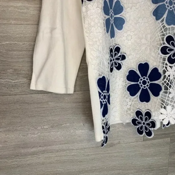 Women’s Alfred Dunner Floral Overlay Blouse - Picture 3 of 6